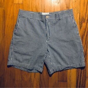 Southern Tide Men’s Navy and White Checkered Shorts 🩳